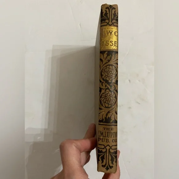 TWO KISSES Or TO WED OR NOT WED By Hawley Smart Victorian Novel 1886